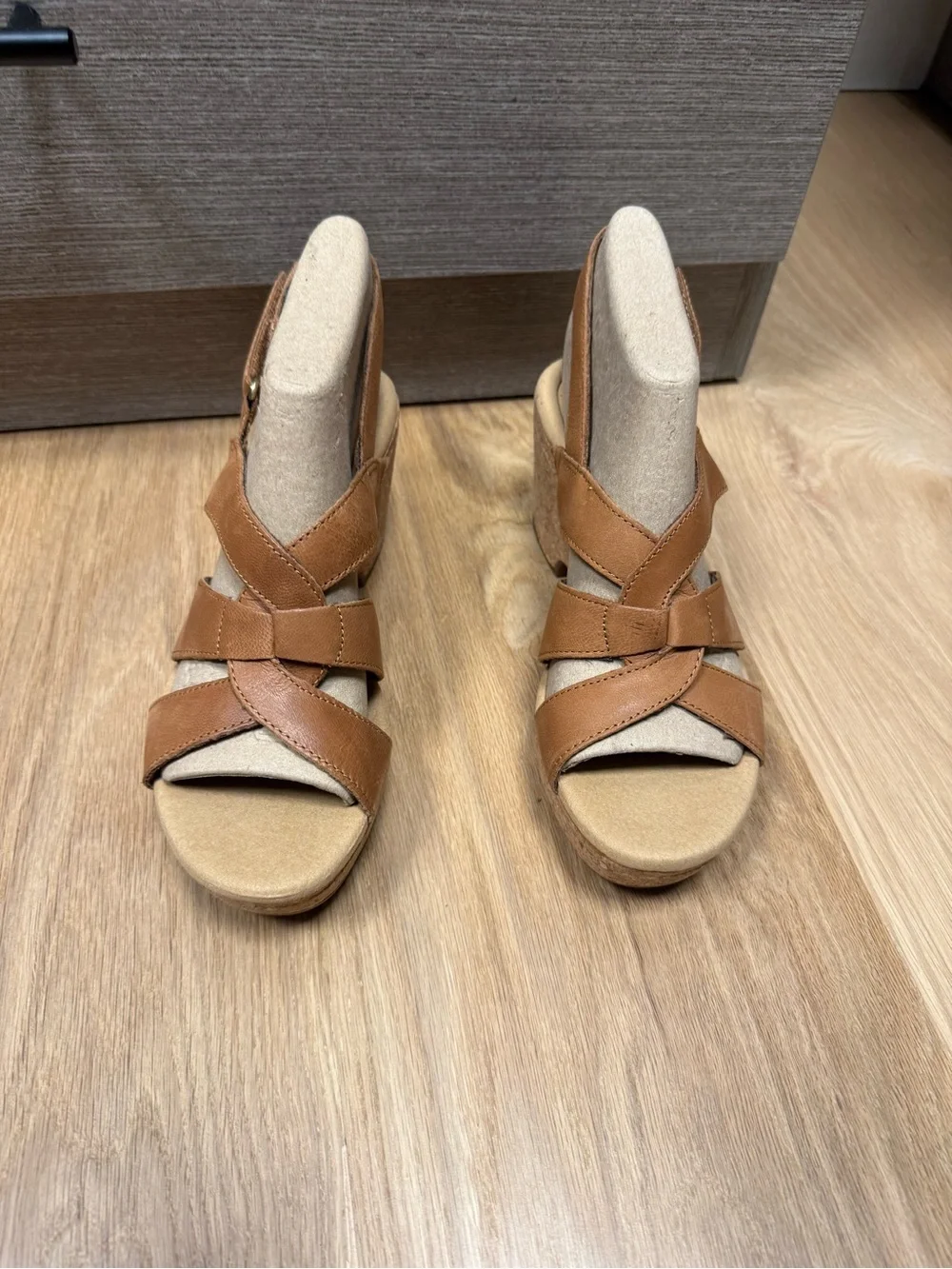 Clark’s sz 8 Giselle wedge sandal